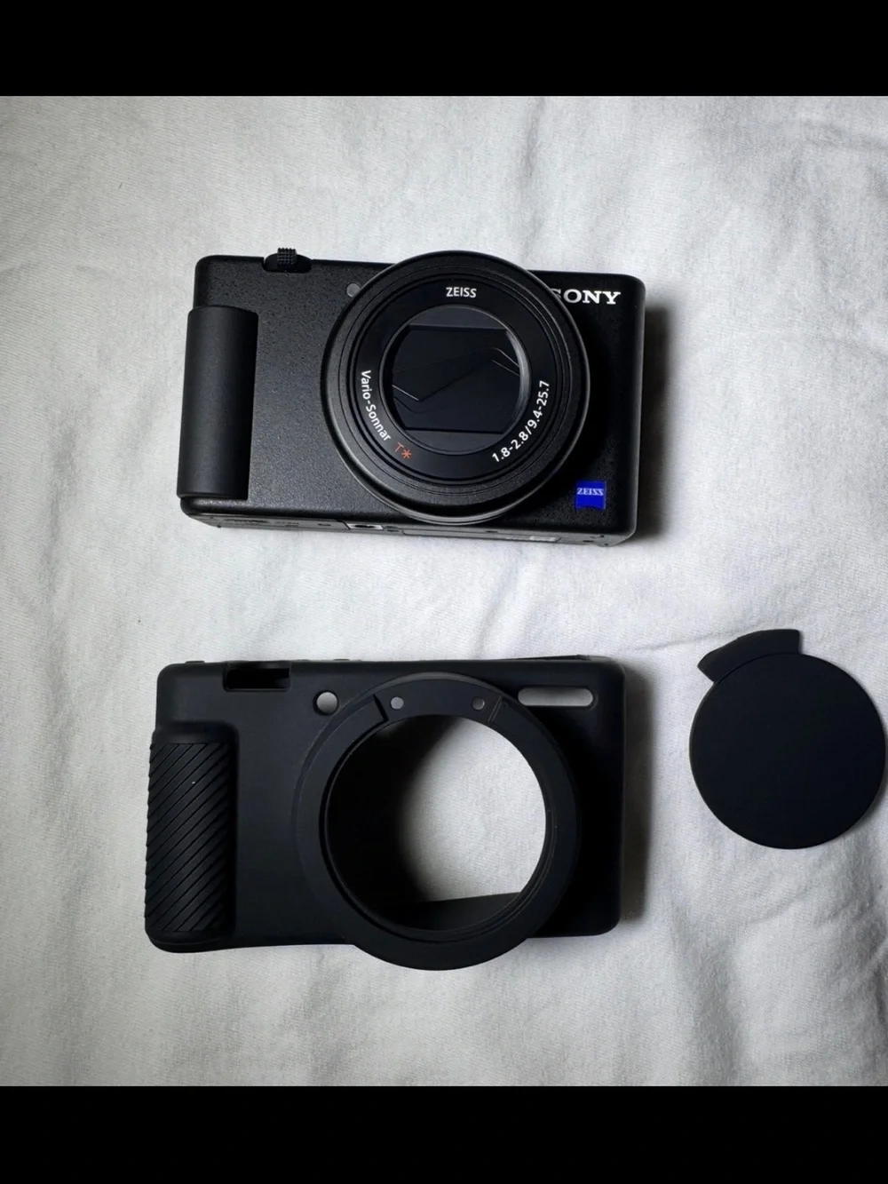 Sony ZV-1 Vlogging Camera Bundle | Grip | 3 Batteries | Charger| case | sd card